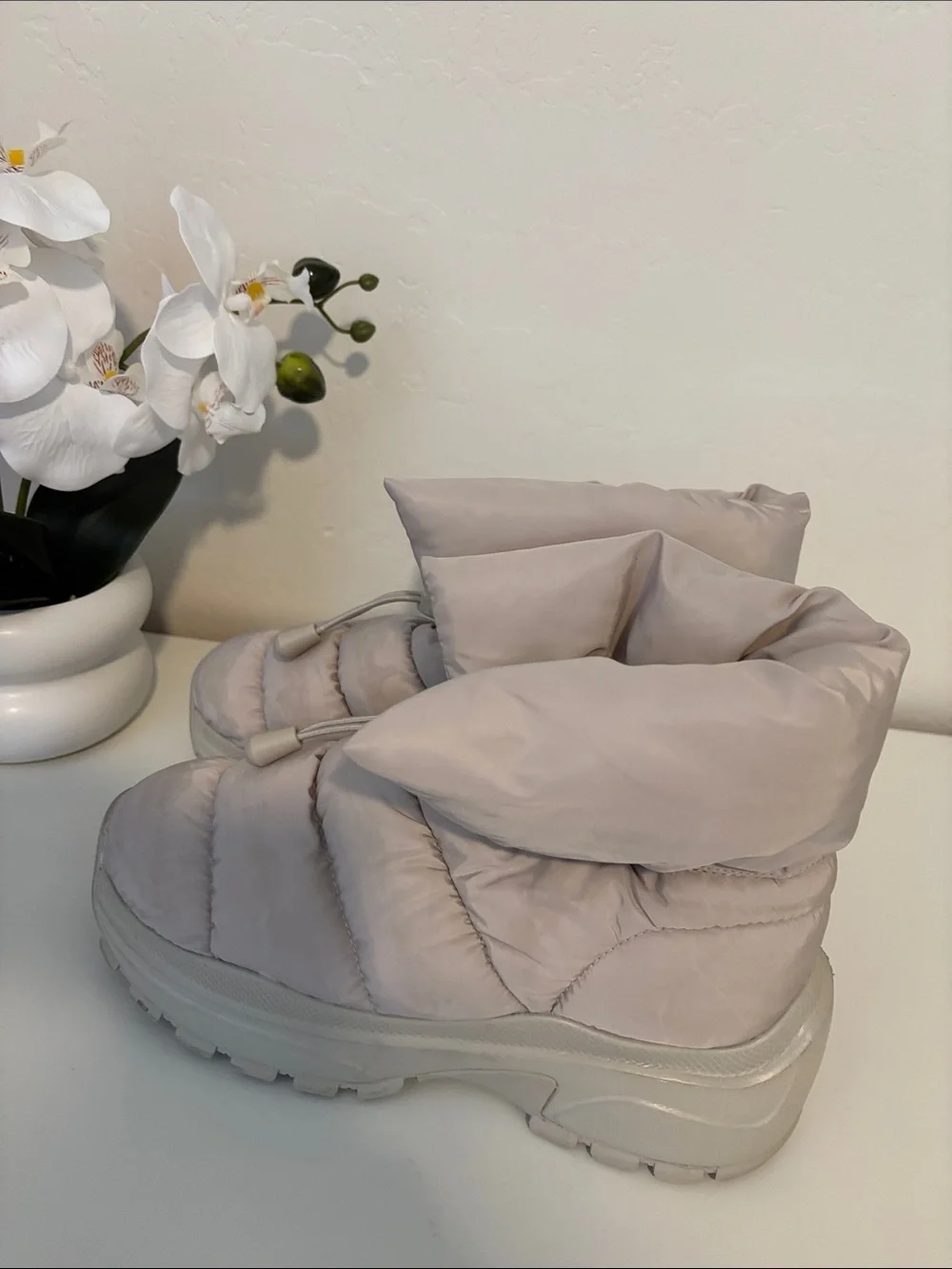 H&M Puffer Ankle Booties in Taupe - Women's Winter Slip-On Boots